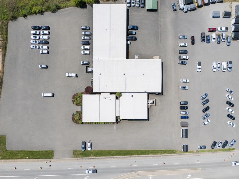More Photos Of 1400 Pike St, Marietta Office For Lease