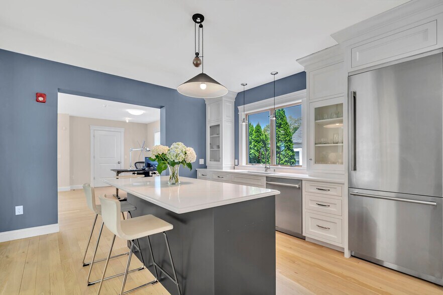 More Photos Of 131 Main St, White House Station Office Residential For Sale