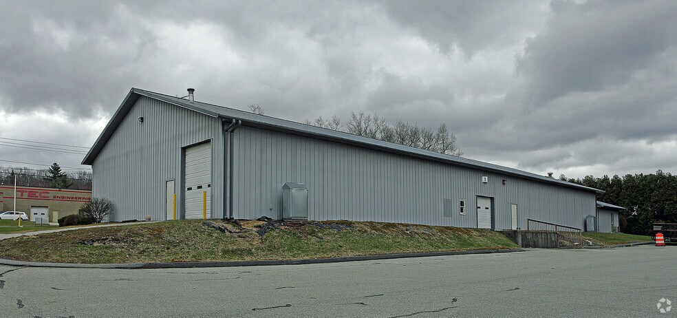 More Photos Of 31A Town Forest Rd, Oxford Warehouse For Lease