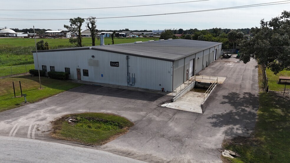 More Photos Of 399 Prairie Industrial Pky, Mulberry Warehouse For Sale