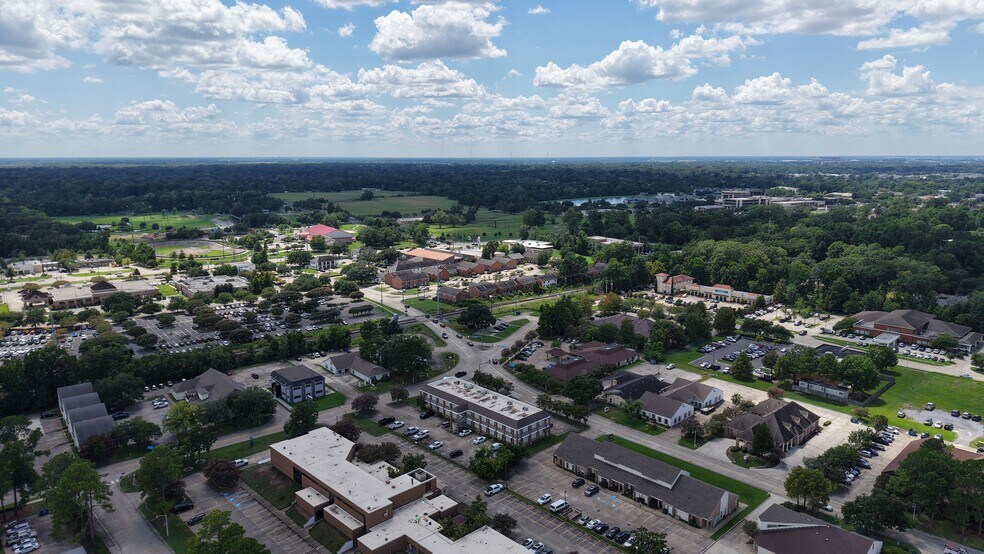 More Photos Of 7423 Picardy Ave, Baton Rouge Medical For Lease