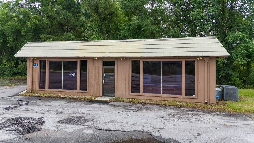 More Photos Of 61 Charles Frazier Cir, Yemassee General Retail For Sale