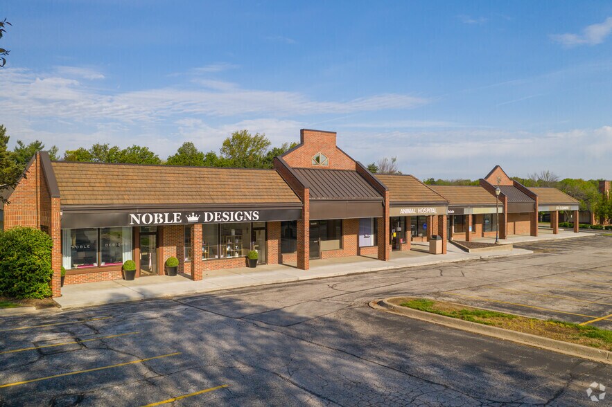 More Photos Of 12100-12260 State Line Rd, Leawood Unknown For Lease