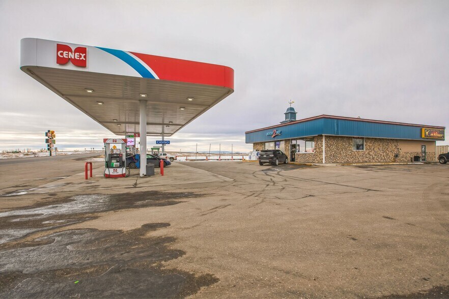 More Photos Of 1600 N Crawford Ave, Hardin General Retail For Sale