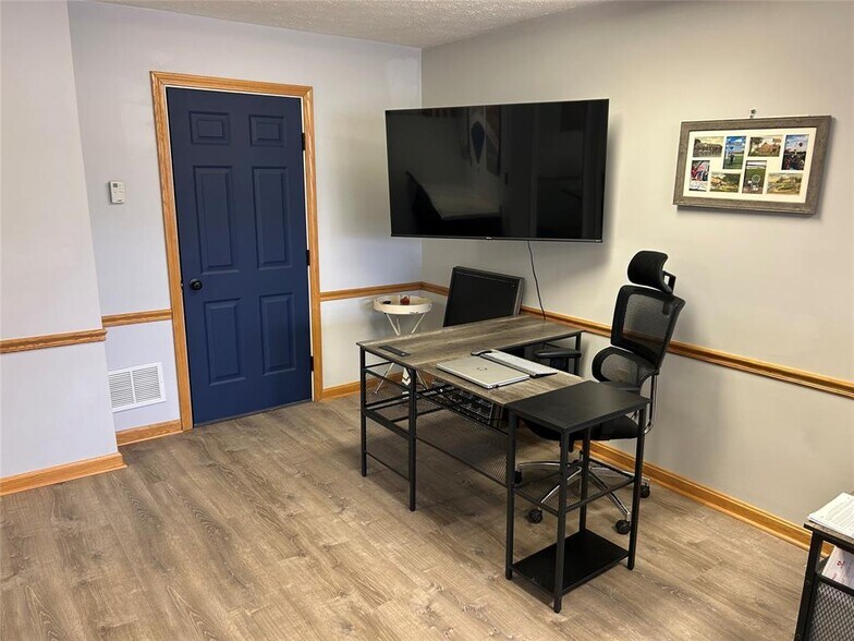 More Photos Of 11065 State Highway 18, Conneaut Lake Office For Sale