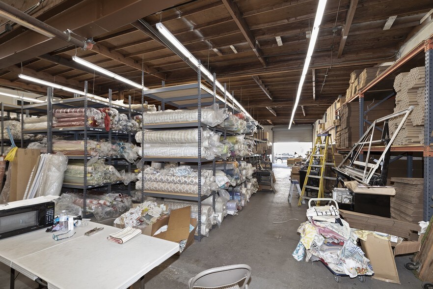 More Photos Of 1668-1680 E 40th St, Los Angeles Manufacturing For Sale