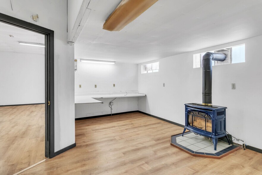 More Photos Of 260 Columbus Ave, Pittsfield Storefront Retail Office For Lease