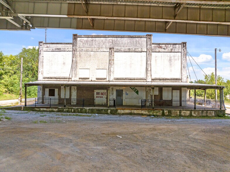 More Photos Of 713 E Austin Blvd, Nevada Warehouse For Sale