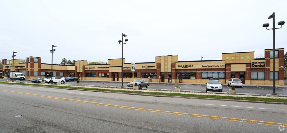 More Photos Of 7313-7337 N Harlem Ave, Niles Storefront For Lease