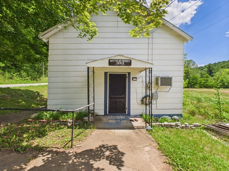More Photos Of 2071 Mattie Rd, Louisa Religious Facility For Sale