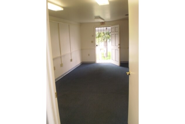 More Photos Of 1012 N Howard Ave, Tampa Freestanding For Lease