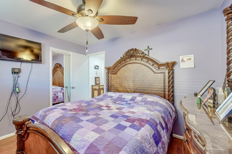 More Photos Of 2116 N Riverside Dr, Espanola Manufactured Housing Mobile Home Park For Sale