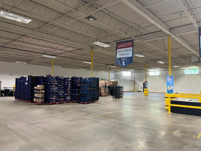 More Photos Of 5200 City Line Rd, Hampton Manufacturing For Lease