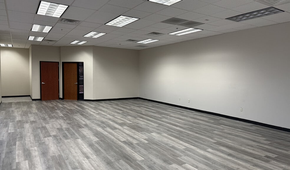 More Photos Of 33747 N Scottsdale Rd, Scottsdale Office For Sale