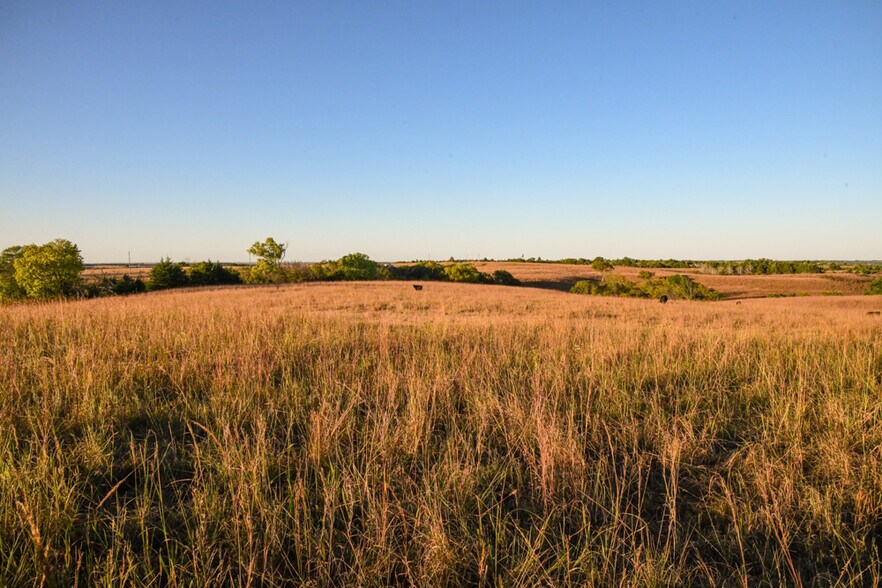 More Photos Of 0000 00000 Hi-View Dr, Manhattan Land For Sale