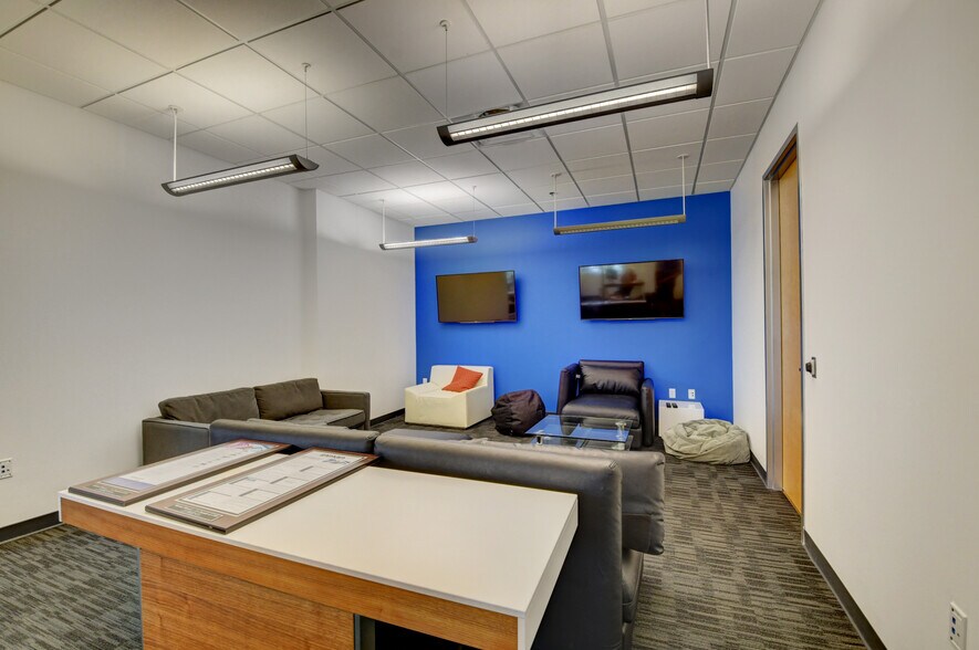 More Photos Of 1095 Broken Sound Pky, Boca Raton Office For Lease