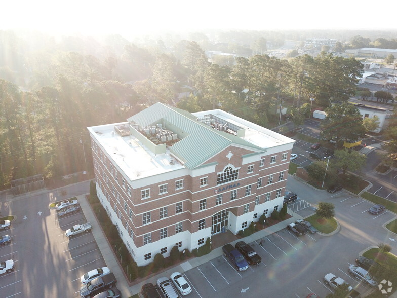 More Photos Of 639 Executive Pl, Fayetteville Medical For Lease