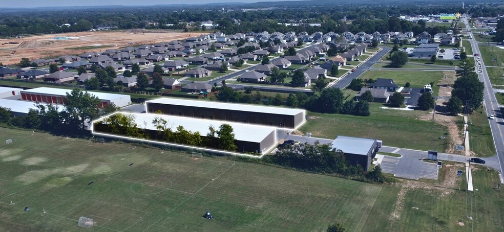 More Photos Of 1338-1362 Slack St, Pea Rdg, Pea Ridge Flex For Lease