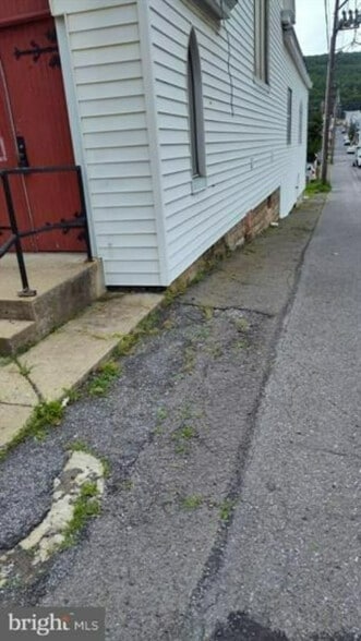 More Photos Of 120 W 4th St, Mount Carmel Religious Facility For Sale