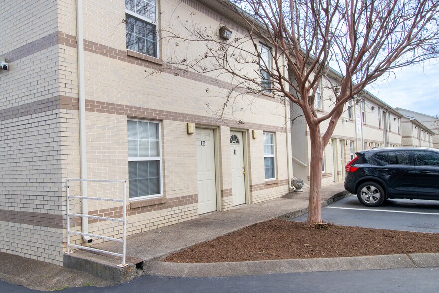 More Photos Of 1238 Sloan St, Murfreesboro Apartments For Sale