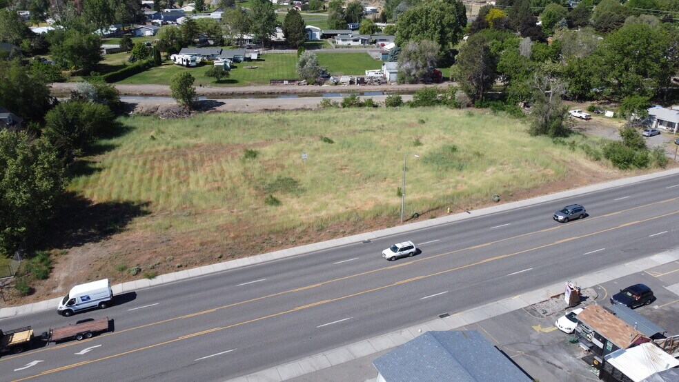 More Photos Of TBD Van Giesen, West Richland Land For Sale