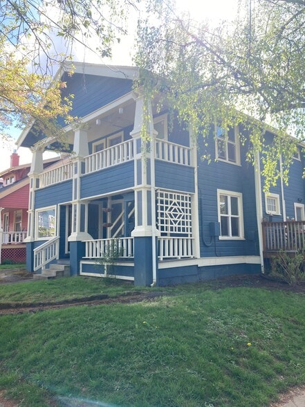 Primary Photo Of 8605 SE 11th Ave, Portland Apartments For Sale