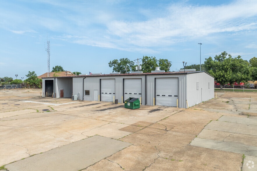 More Photos Of 1125 Weems St, Jackson Refrigeration Cold Storage For Lease