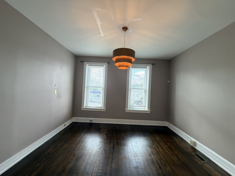 More Photos Of 228 E Washington St, Hagerstown Office Residential For Sale