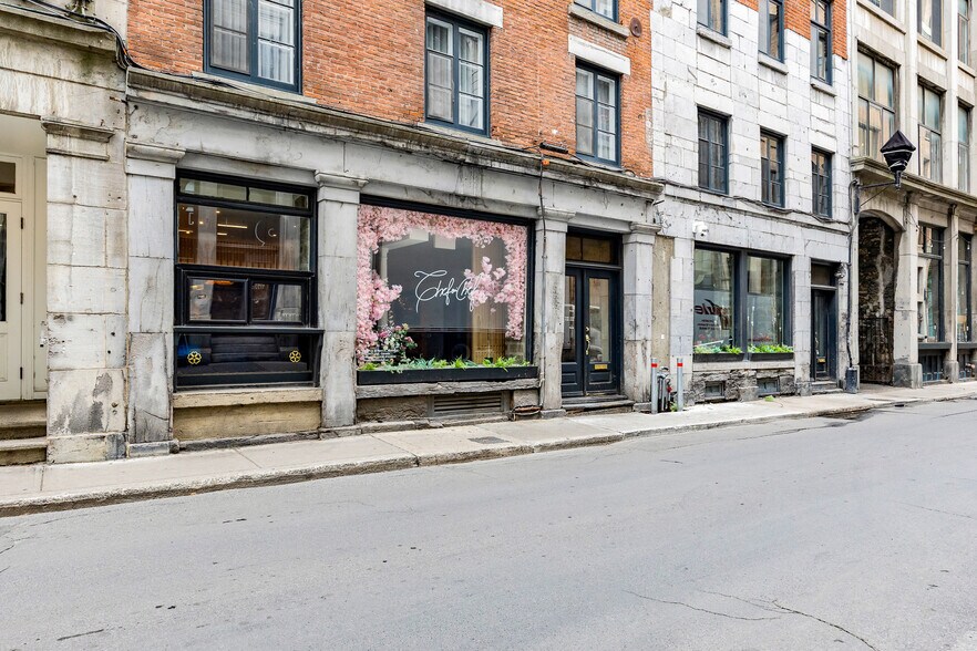 Primary Photo Of 368-372 Rue Saint-Paul O, Montréal Apartments For Lease