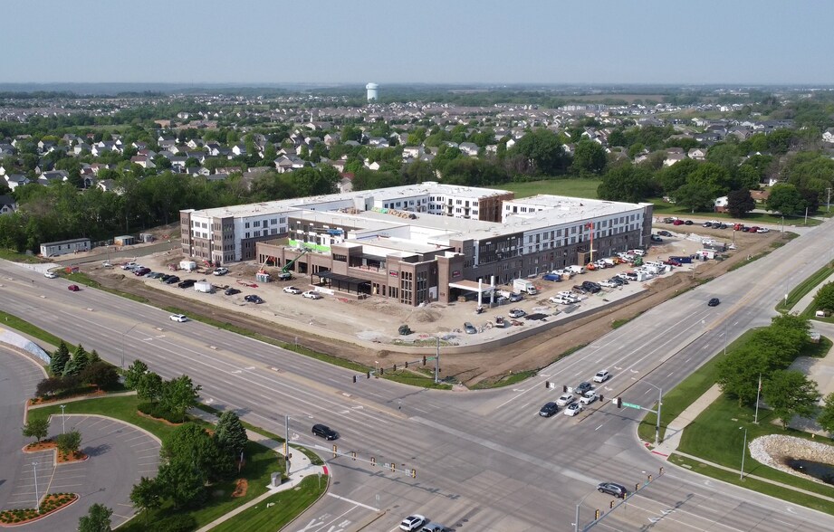 More Photos Of 950 Jordan Creek Pky, West Des Moines Apartments For Lease