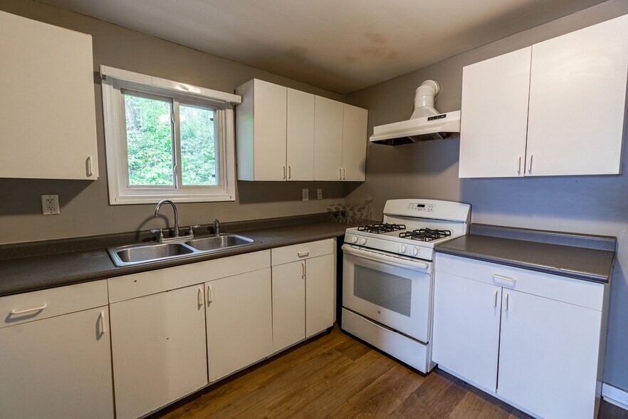 More Photos Of , Fox Lake Unknown For Sale