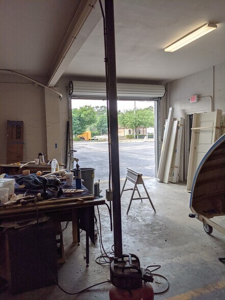 More Photos Of 528 S Missouri Ave, Clearwater Storefront Retail Office For Lease