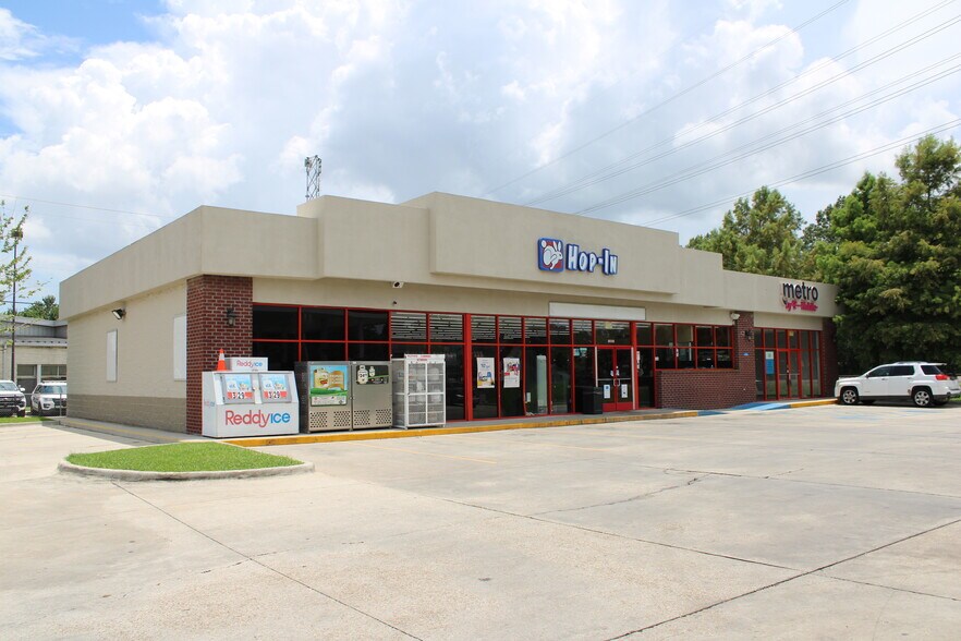 More Photos Of 8235 Scenic Hwy, Baton Rouge Convenience Store For Lease