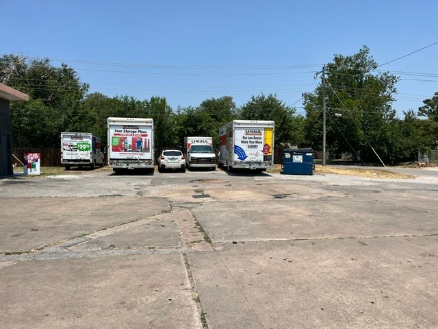 More Photos Of 3901 NW 10th St, Oklahoma City Convenience Store For Sale