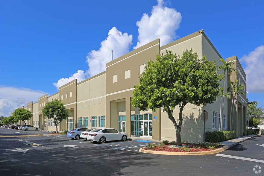 More Photos Of 1100 SW 10th St, Delray Beach Warehouse For Lease