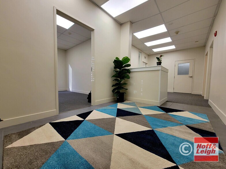 More Photos Of 1987 Wadsworth Blvd, Lakewood Office For Lease