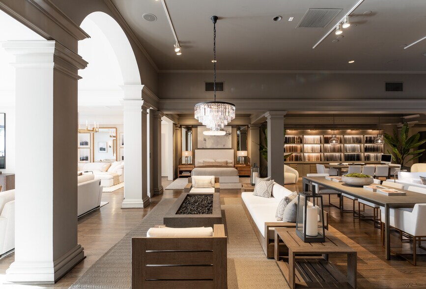 More Photos Of 710-720 State St, Santa Barbara General Retail For Lease