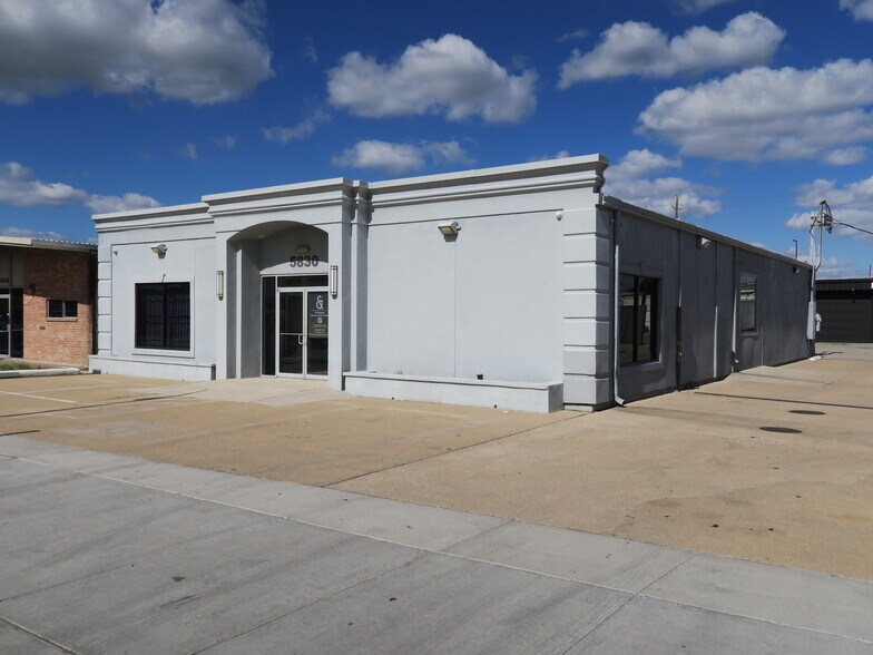 Primary Photo Of 5830 Star Ln, Houston Light Distribution For Lease