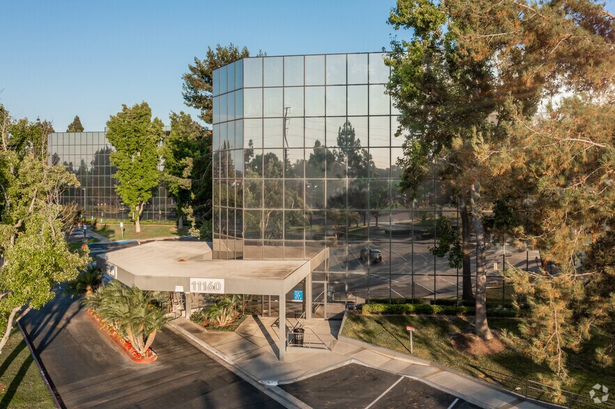 More Photos Of 11160 Warner Ave, Fountain Valley Medical For Lease