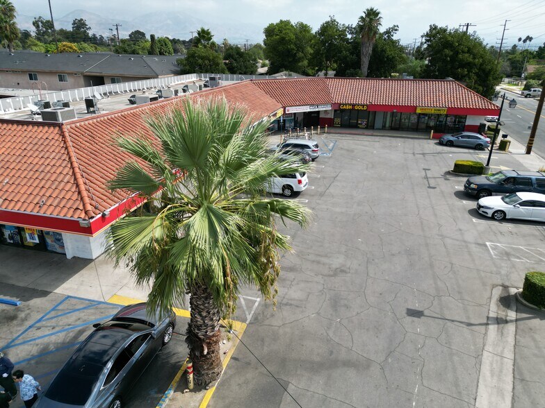 More Photos Of 1292 W Mill St, San Bernardino General Retail For Sale