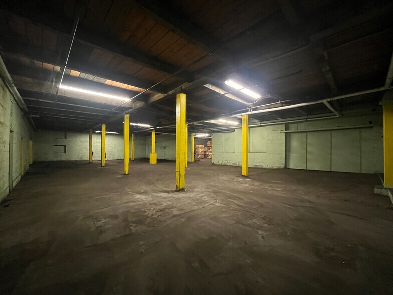 More Photos Of 2838 Trenton Ave, Philadelphia Warehouse For Sale