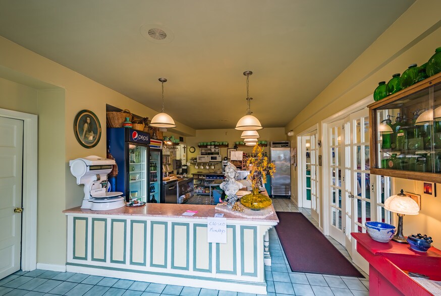 More Photos Of 181 E Brown St, Blairsville Restaurant For Sale