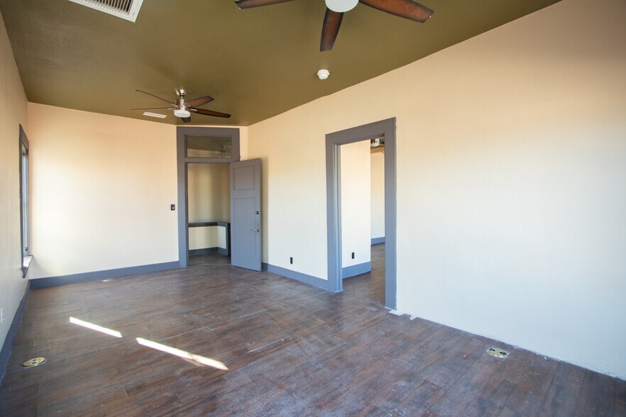 More Photos Of 115 N Kinsley Ave, Winslow Movie Theatre For Sale