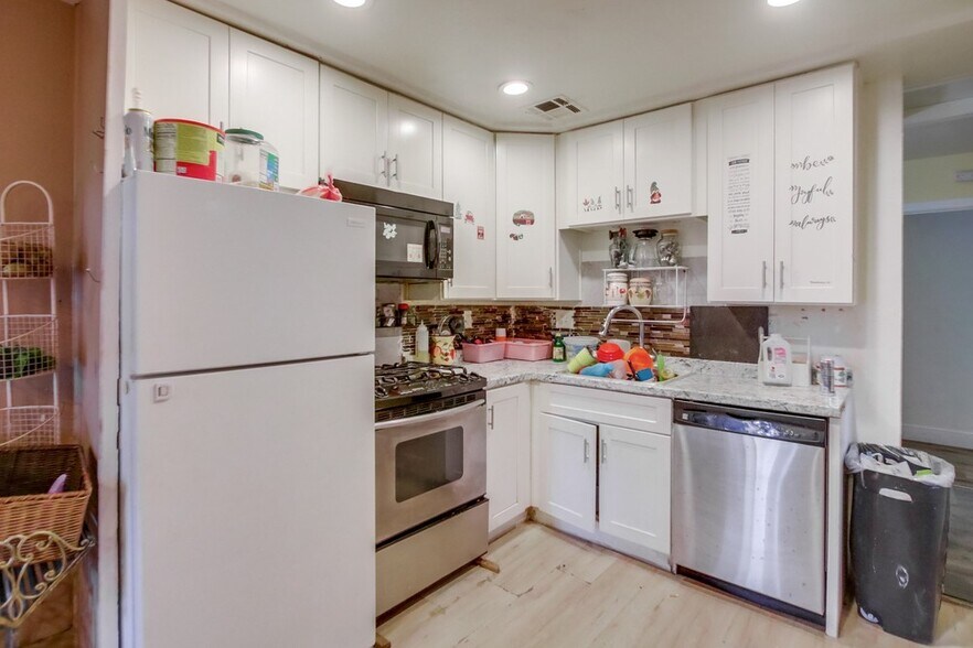 More Photos Of 215 Willie James Jones Ave, San Diego Apartments For Sale