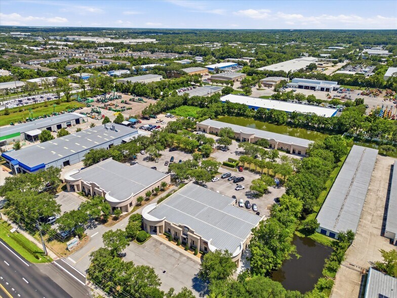 More Photos Of 4009-4033 W 1st St, Sanford Office For Sale