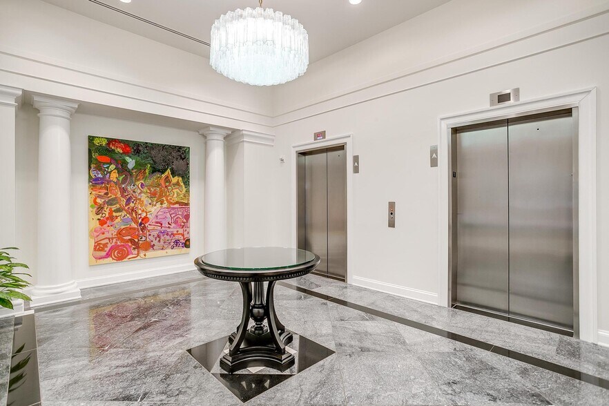 More Photos Of 501-509 Main St, Fort Worth Office For Lease