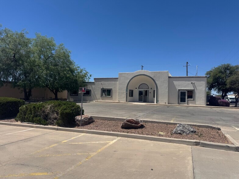 More Photos Of 2460 Missouri Ave, Las Cruces Office For Sale