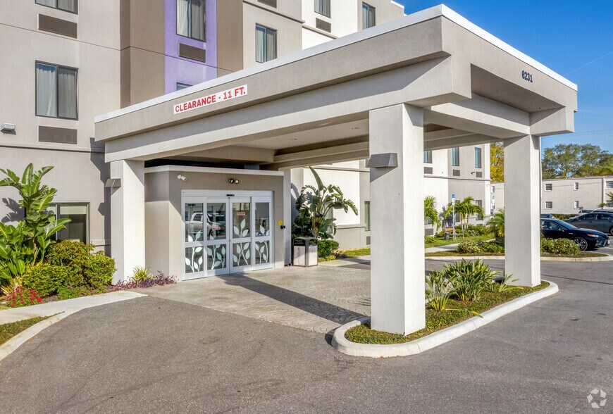 More Photos Of 6231 S Dale Mabry Hwy, Tampa Hotel For Sale