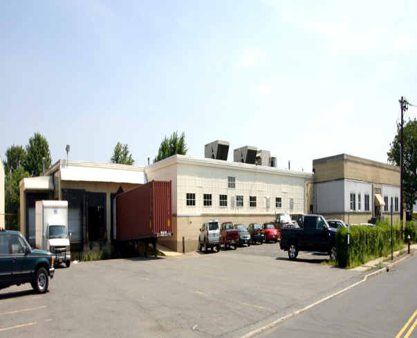 More Photos Of 80 Leuning St, South Hackensack Warehouse For Lease