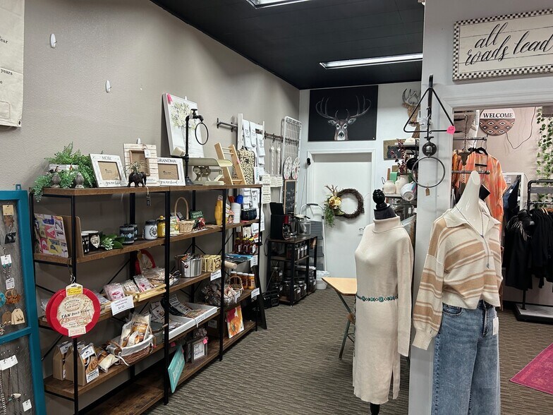 More Photos Of 214-216 E Main Ave, Bismarck Storefront Retail Office For Lease